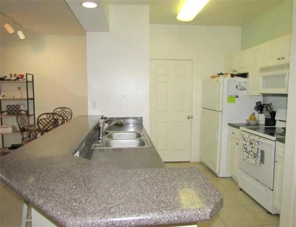 2308 57th Circle, Unit 2308, Vero Beach, FL 32966 Photo
