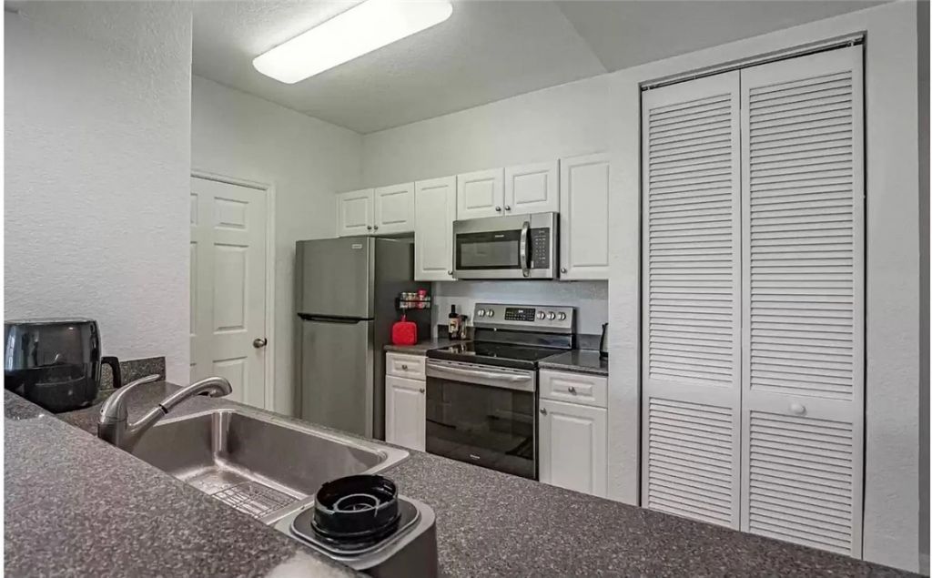 2308 57th Circle, Unit 2308, Vero Beach, FL 32966 Photo