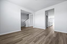 116 Longbeard Drive photo 4