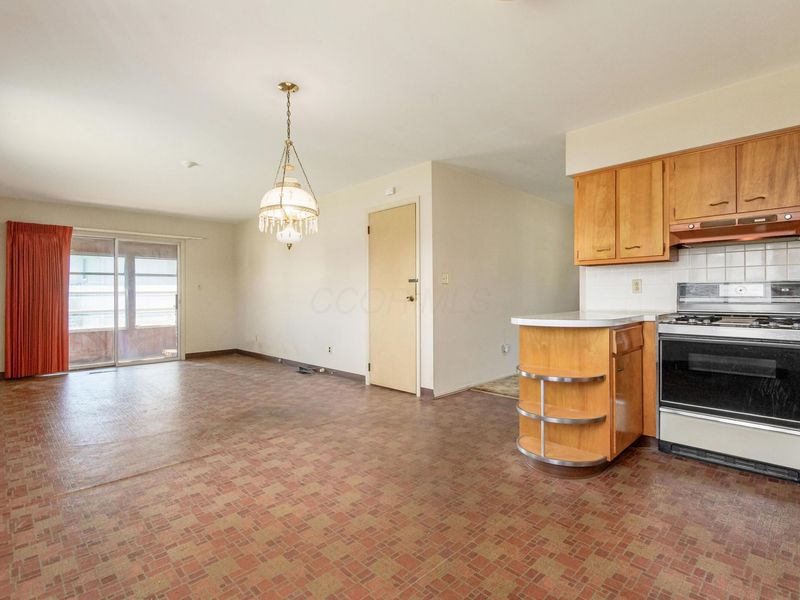 2928 N Gresham Road, Columbus, OH 43204 Photo 25