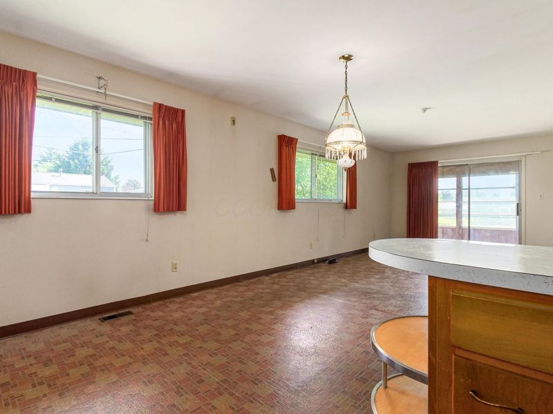 2928 N Gresham Road, Columbus, OH 43204 Photo 26