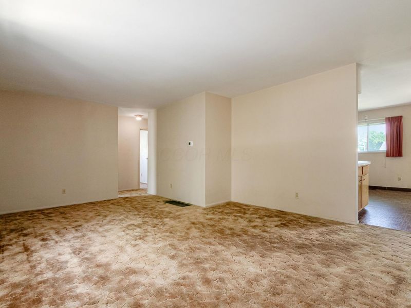 2928 N Gresham Road, Columbus, OH 43204 Photo 36