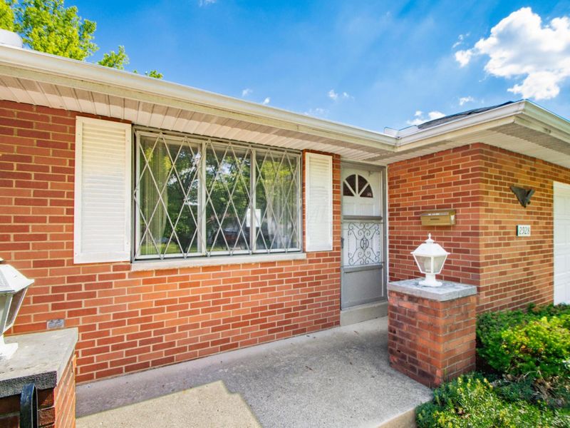 2928 N Gresham Road, Columbus, OH 43204 Photo 4