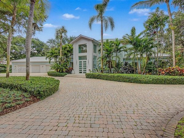 5790 SW 96th St , Pinecrest, FL 33156