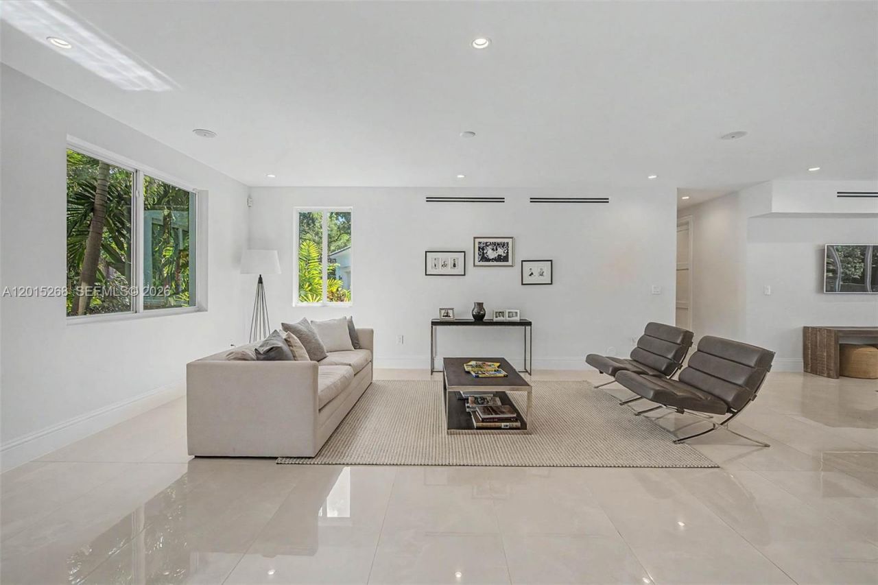5790 SW 96th St , Pinecrest, FL 33156 Photo