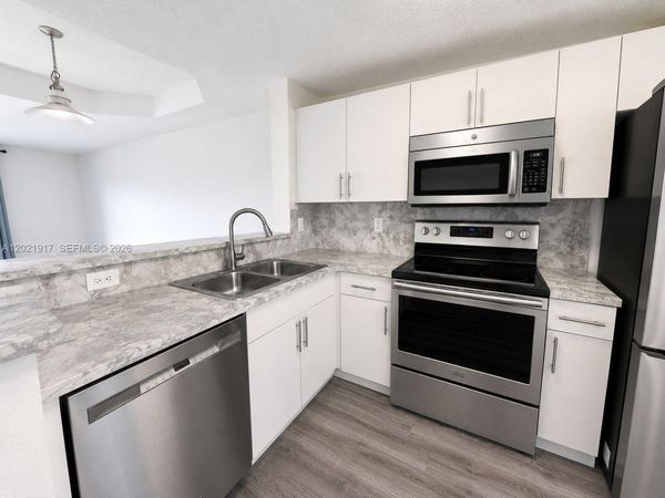 14057 SW 121st Pl, Unit 7-24, Miami, FL 33186