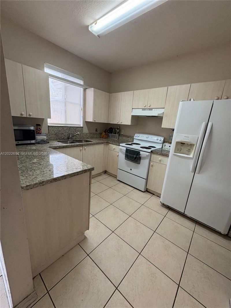 101 SW 15th Rd , Unit 101, Homestead, FL 33030 Photo
