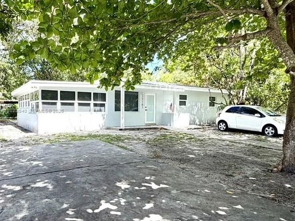 17101 NW 29th Pl, Miami Gardens, FL 33056
