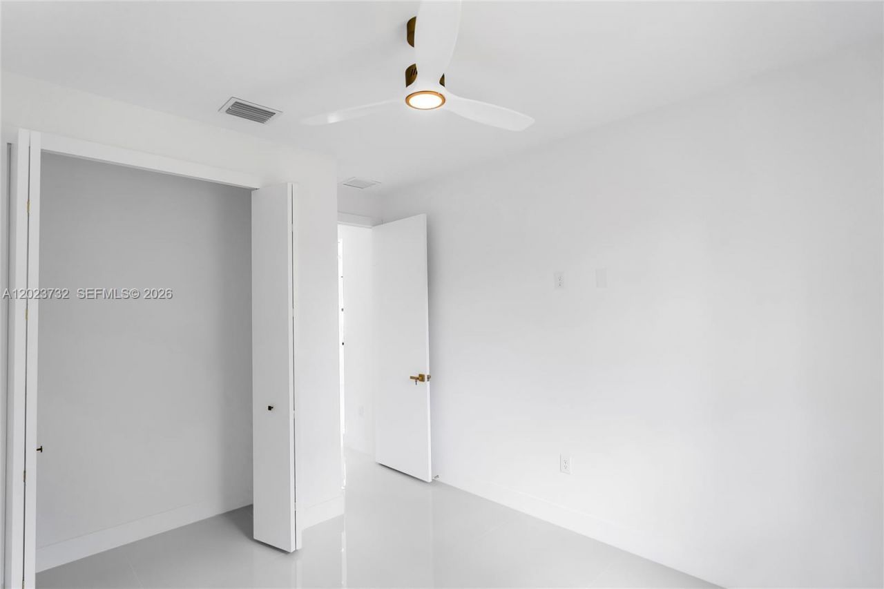 1030 Hunter St E , Lehigh Acres, FL 33974 Photo