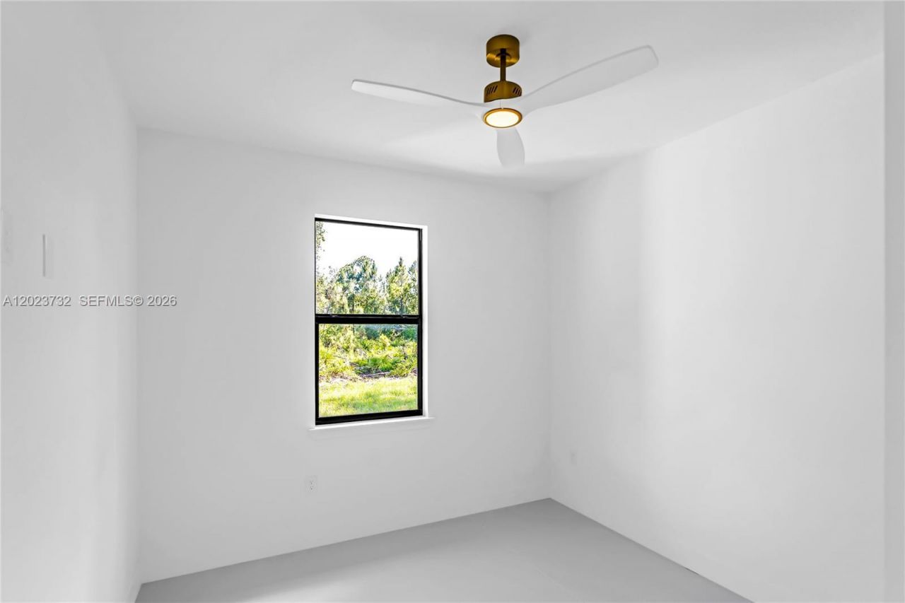 1030 Hunter St E , Lehigh Acres, FL 33974 Photo