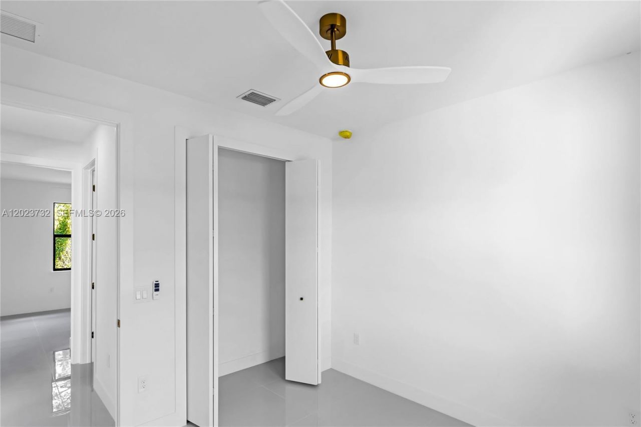1030 Hunter St E , Lehigh Acres, FL 33974 Photo