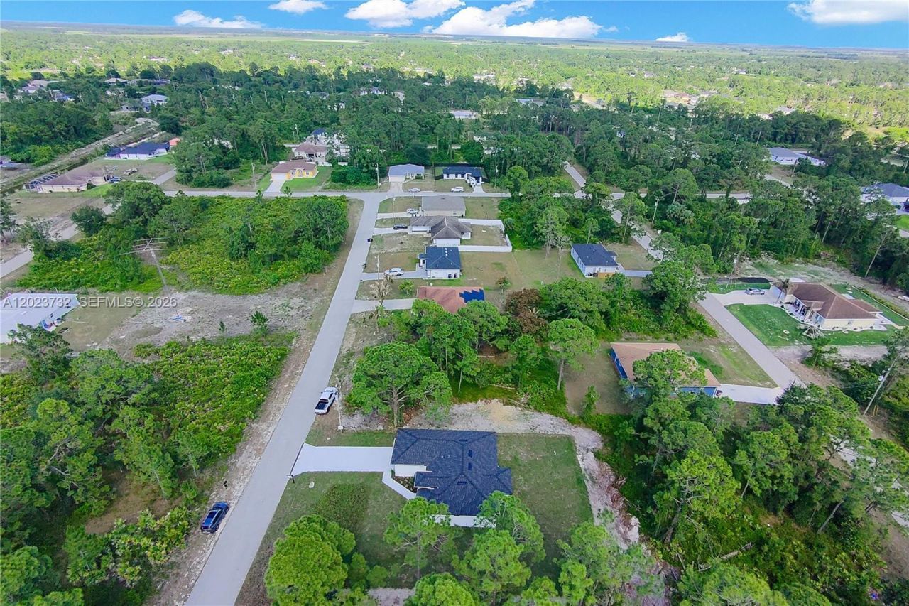 1030 Hunter St E , Lehigh Acres, FL 33974 Photo
