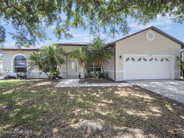 1724 Barker Street NE, Palm Bay, FL 32907