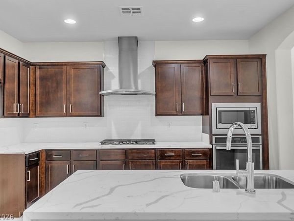 6983 Bering Strait Avenue , Las Vegas, NV 89179