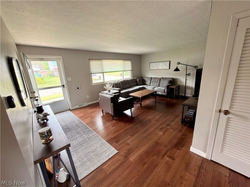 1700 Winchester Drive , Parma, OH 44134 Photo 4