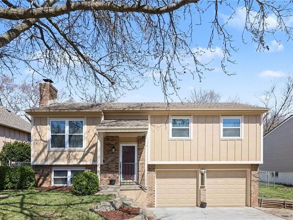 16600 W 125th Street, Olathe, KS 66062