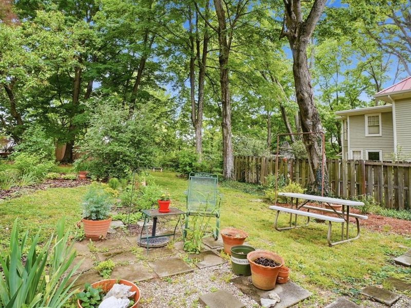 1336 Hillcrest Road, Cincinnati, OH 45224 Photo 36
