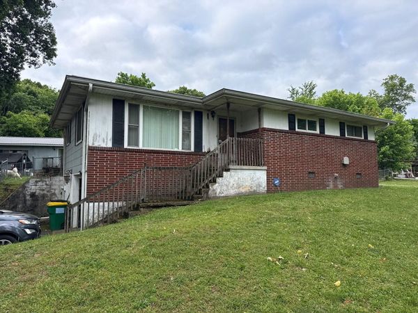 88 Circle Drive, Rossville, GA 30741