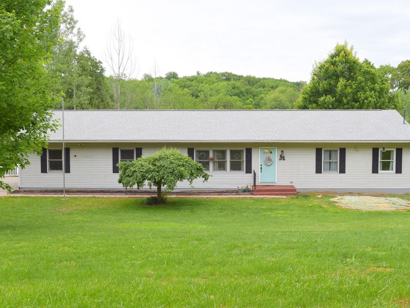 8801 Somerset Road, Thornville, OH 43076 Photo 2