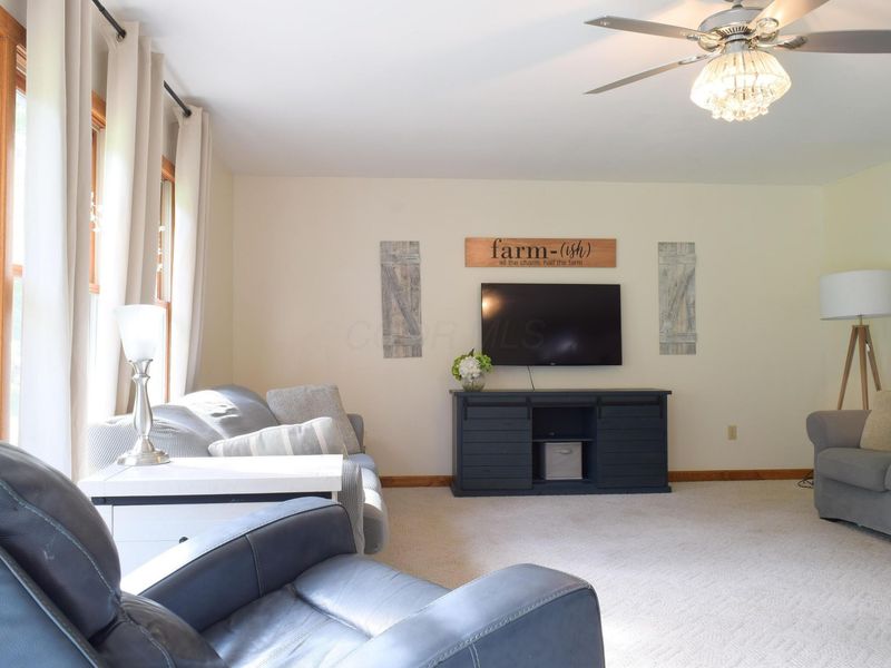 8801 Somerset Road, Thornville, OH 43076 Photo 6