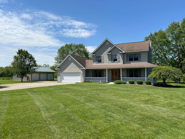 2905 Fairfield Union Road NE, Lancaster, OH 43130