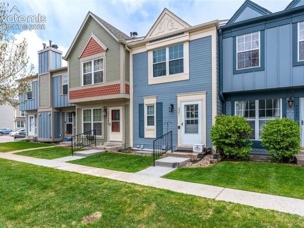 3351 Queen Anne Way, Colorado Springs, CO 80917