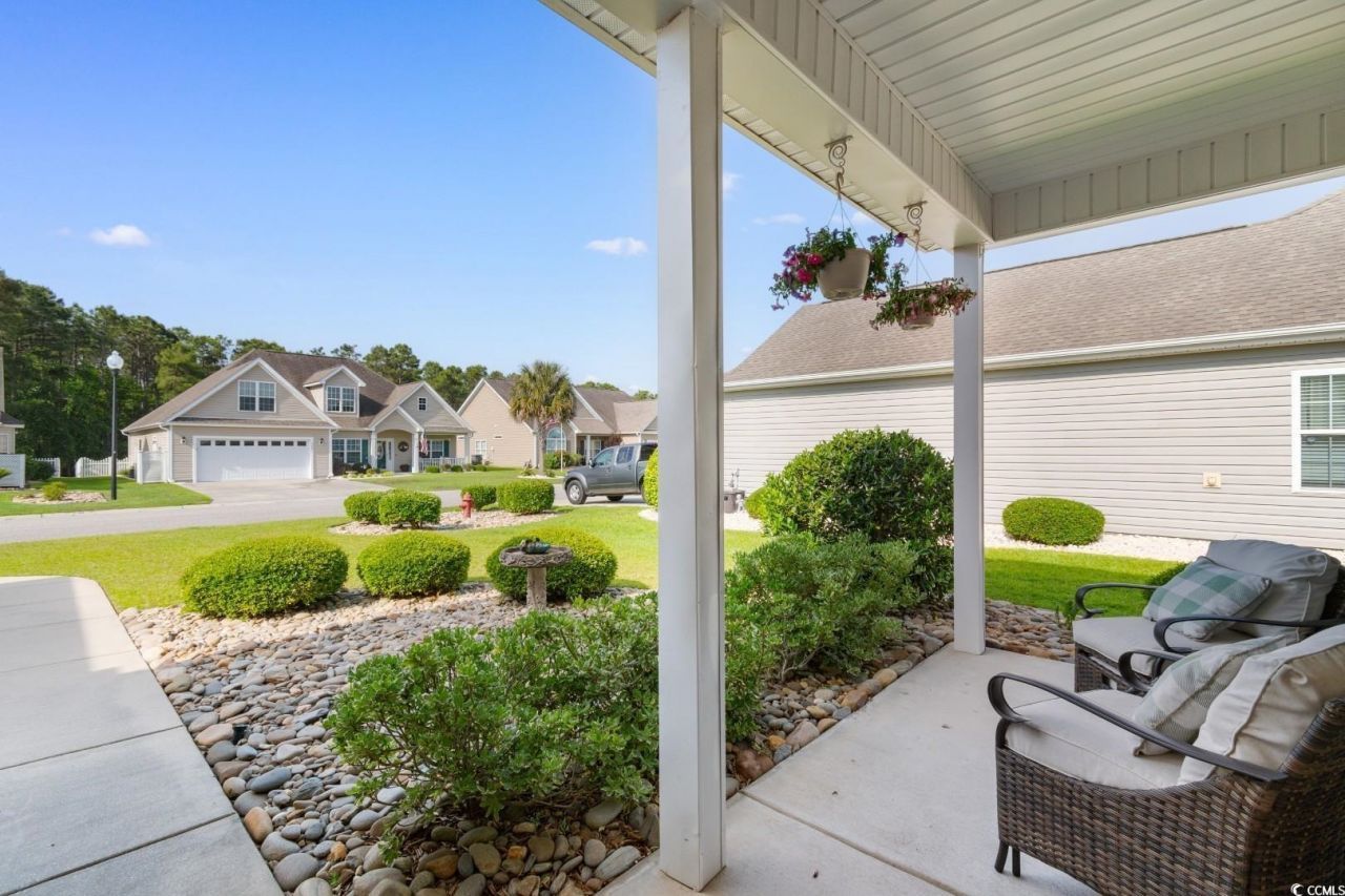 388 Hillsborough Dr. Photo 34