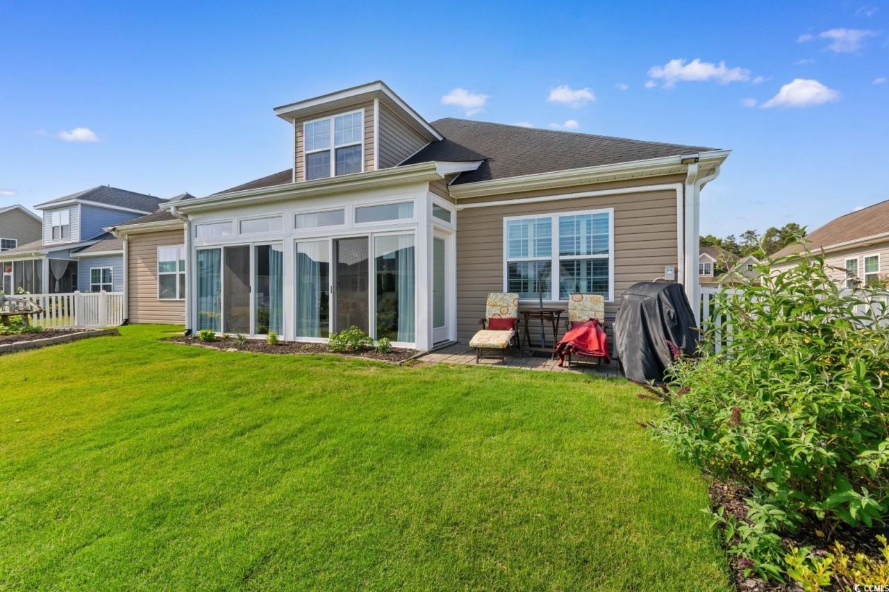 388 Hillsborough Dr. Photo 35