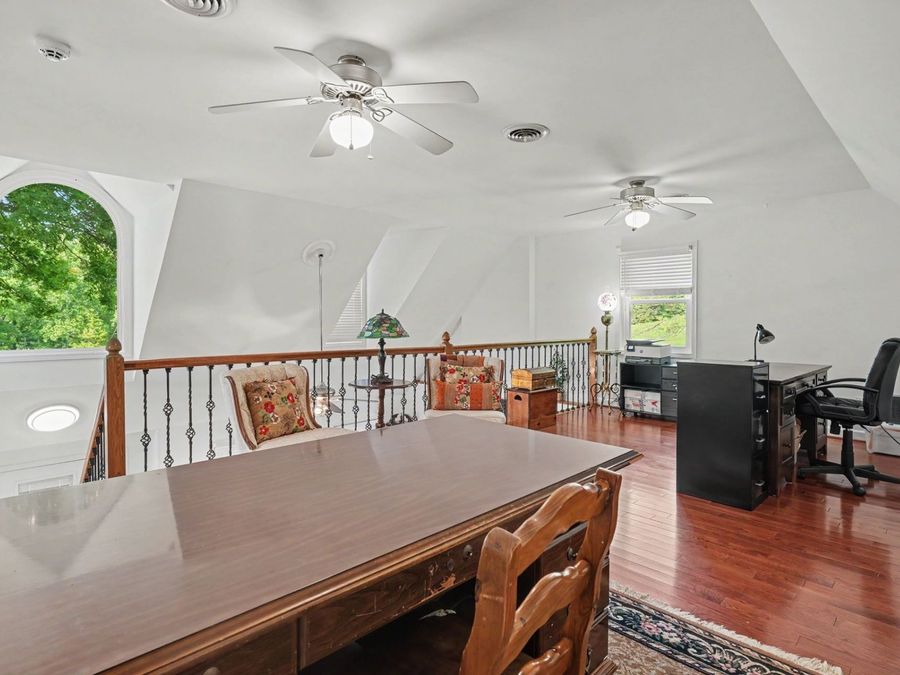 Property Image 37