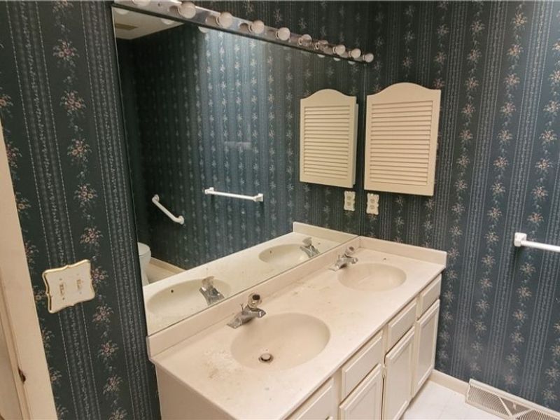 1745 Brookwood Drive, Akron, OH 44313 Photo 25