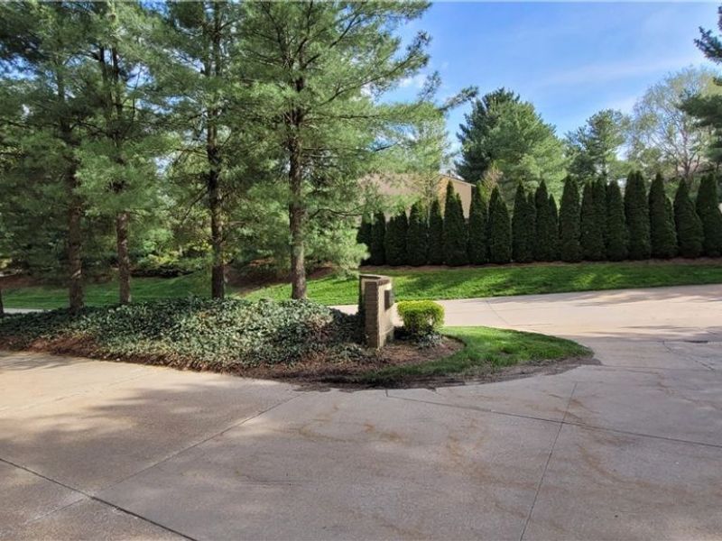1745 Brookwood Drive, Akron, OH 44313 Photo 30