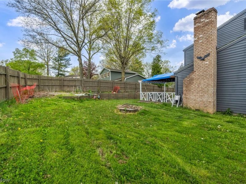 498 Bath Hills Boulevard , Akron, OH 44333 Photo 11