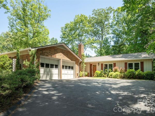 4 Galax Lane , Hendersonville, NC 28791