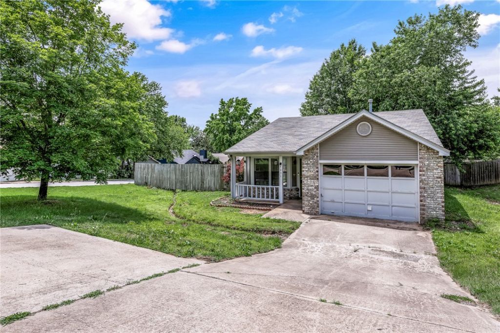 4031 Old Missouri Road, Fayetteville, AR 72703 Main Photo
