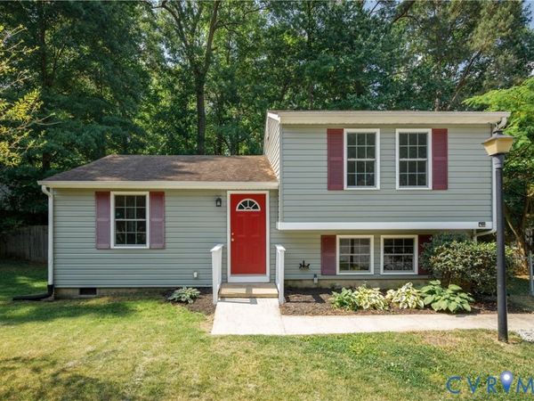 3404 Hollow Wood Court , Midlothian, VA 23832