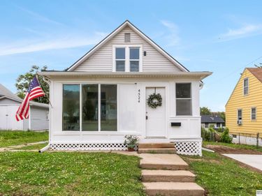4324 Binney Street , Omaha, NE 68111
