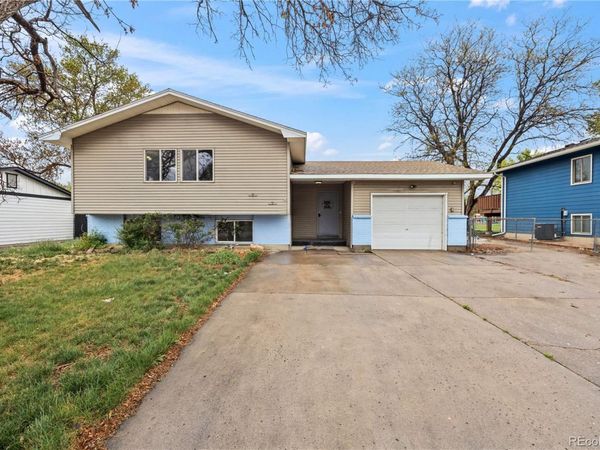 1026 Drury Lane , Colorado Springs, CO 80911