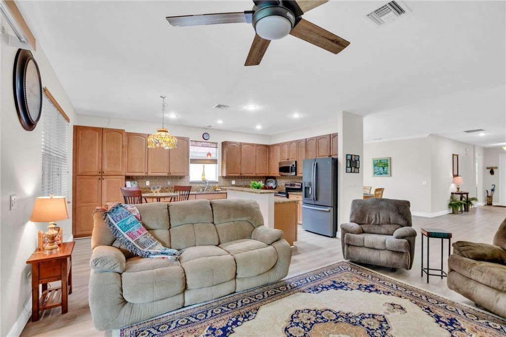 3189 Astor Avenue, Vero Beach, FL 32966 Photo