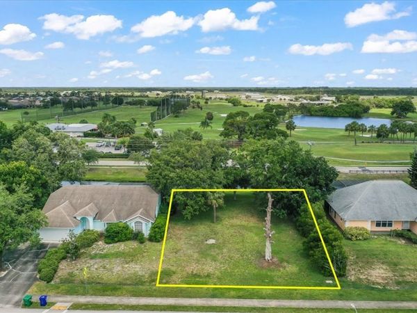 286 Main Street , Sebastian, FL 32958