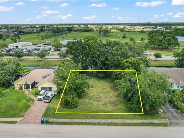 294 Main Street , Sebastian, FL 32958
