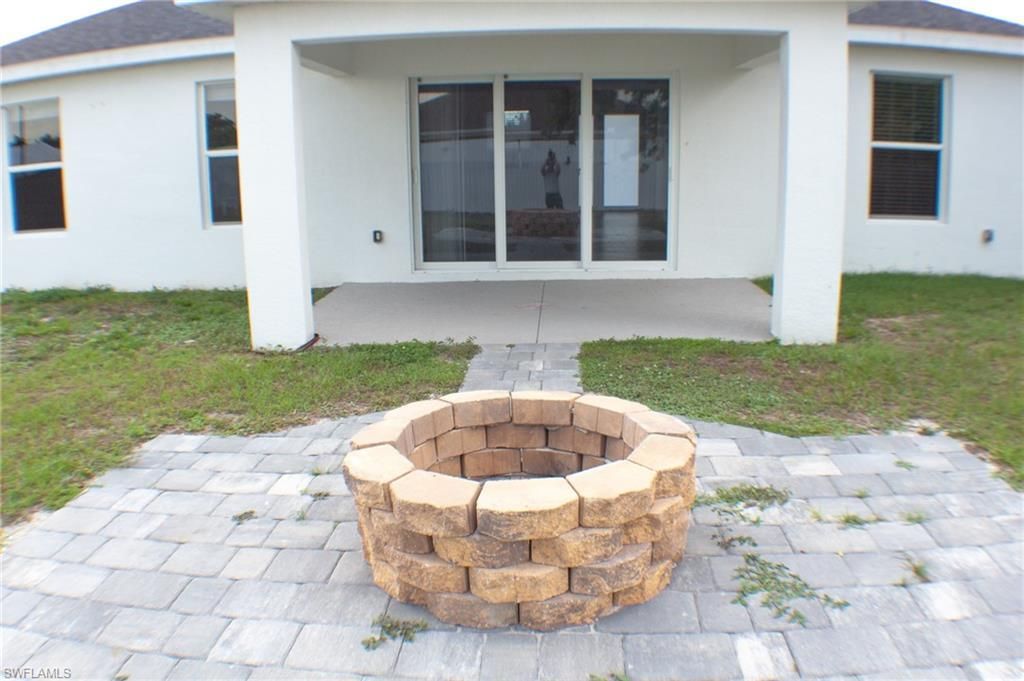 3103 11th St Sw, Lehigh Acres, FL 33976 Photo