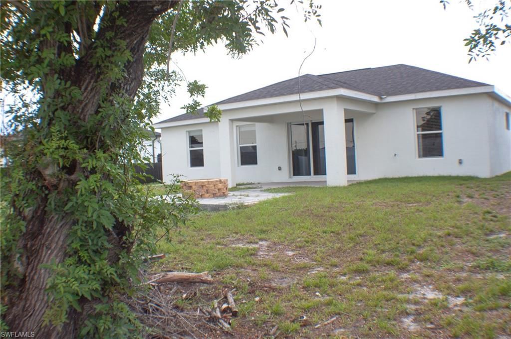 3103 11th St Sw, Lehigh Acres, FL 33976 Photo