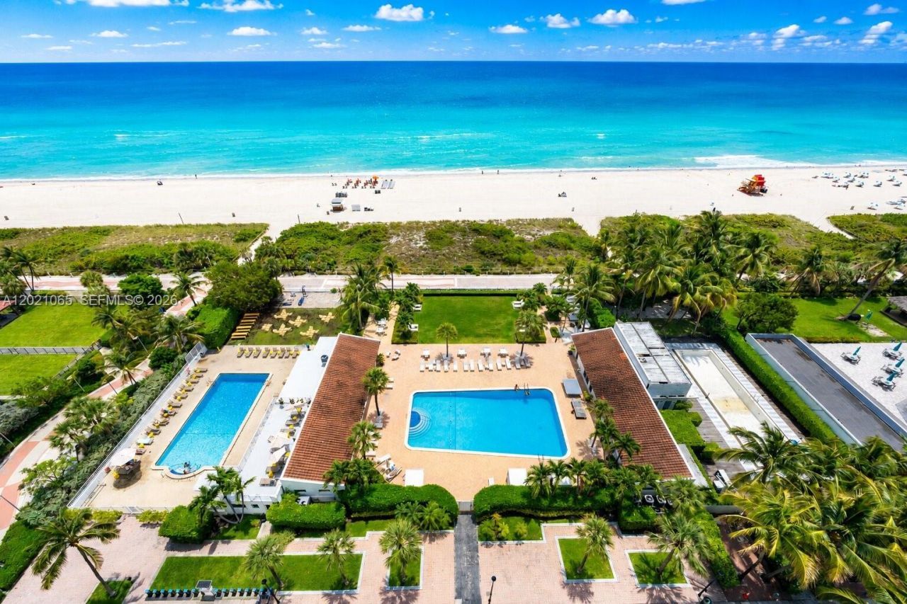 2457 Collins Ave, Unit 1703, Miami Beach, FL 33140 Photo