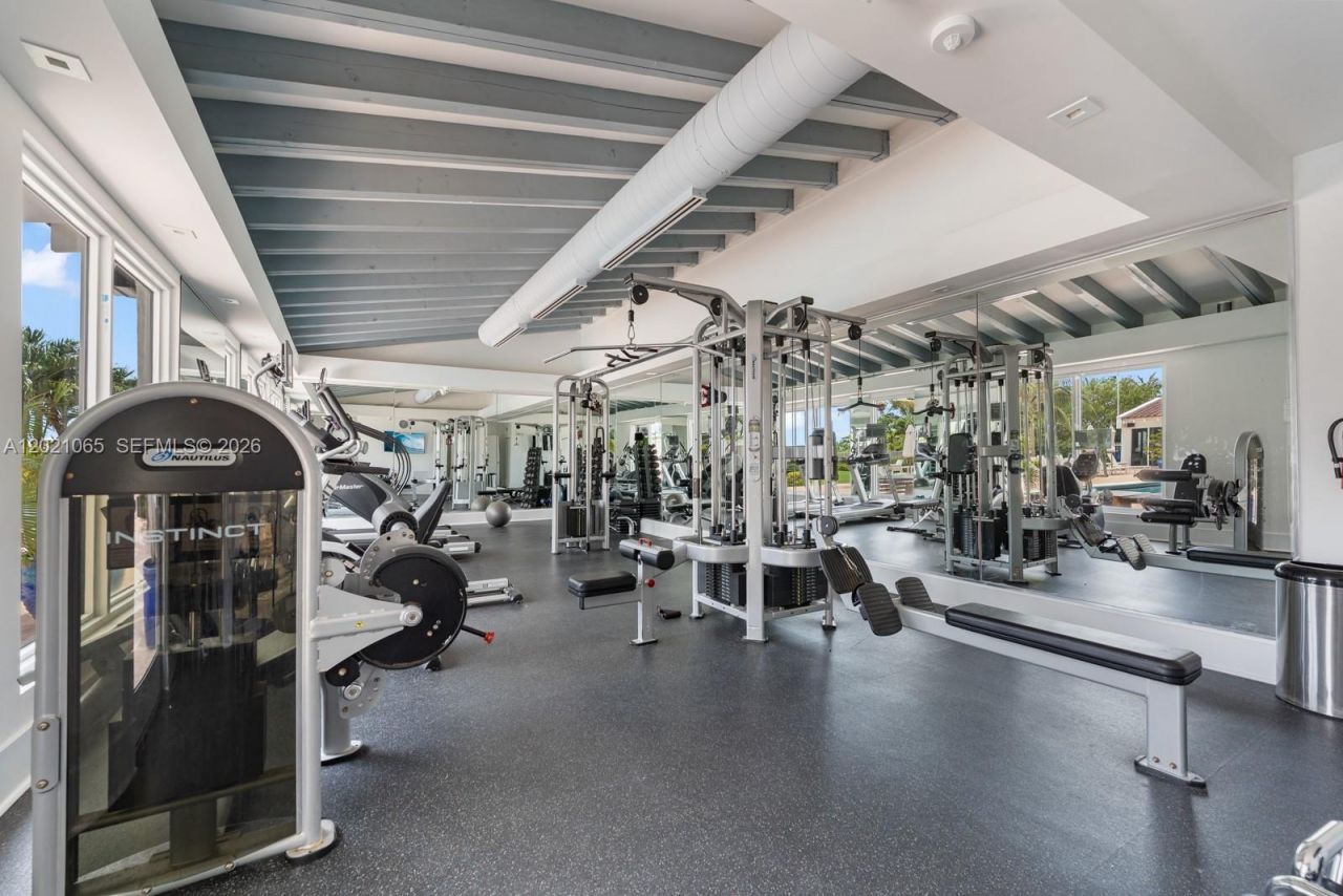 2457 Collins Ave, Unit 1703, Miami Beach, FL 33140 Photo