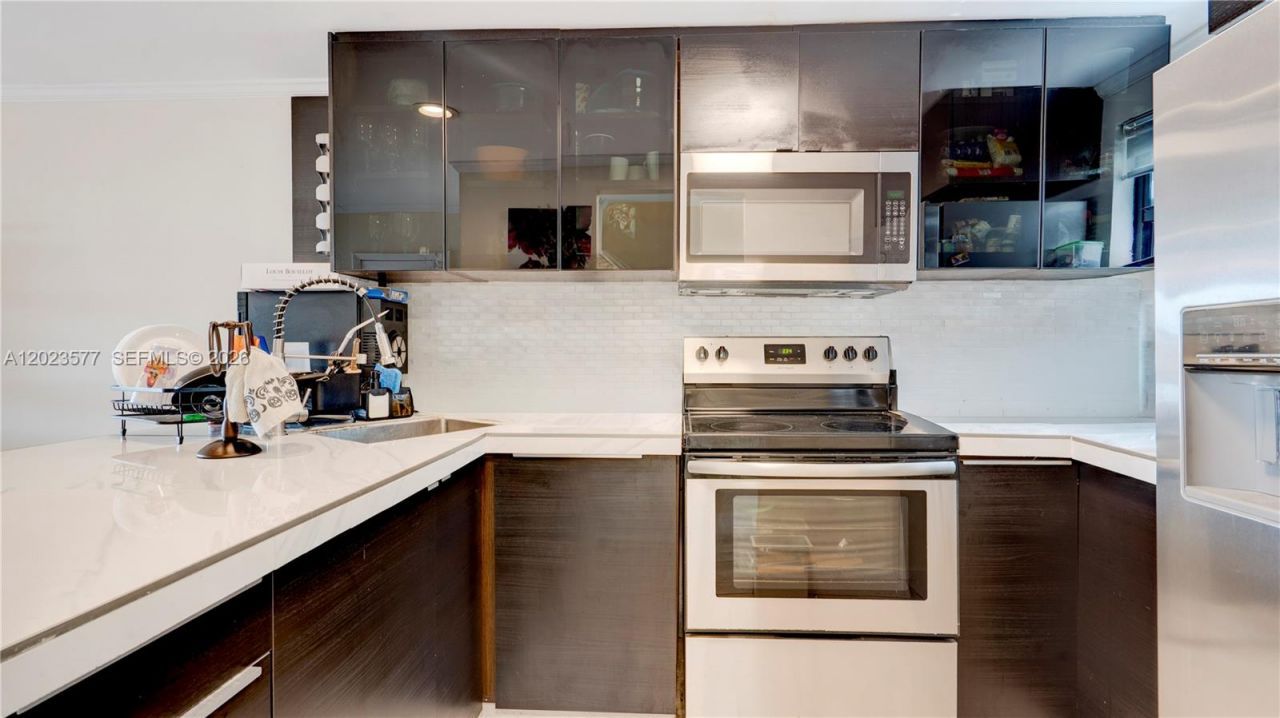 1901 NW S River Dr , Unit 12B, Miami, FL 33125 Photo