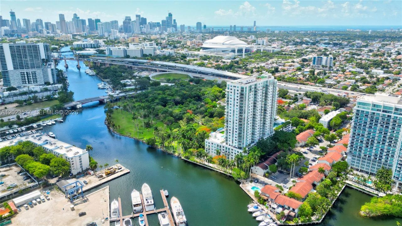 1901 NW S River Dr , Unit 12B, Miami, FL 33125 Photo