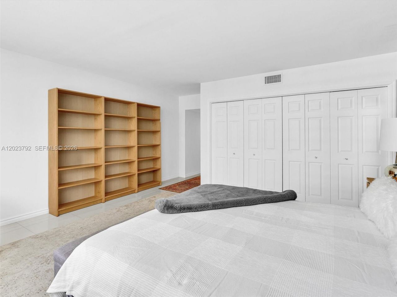 825 Brickell Bay Dr, Unit 2048, Miami, FL 33131 Photo