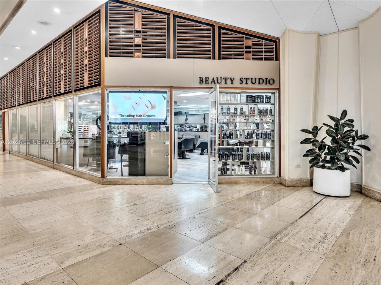 825 Brickell Bay Dr, Unit 2048, Miami, FL 33131 Photo