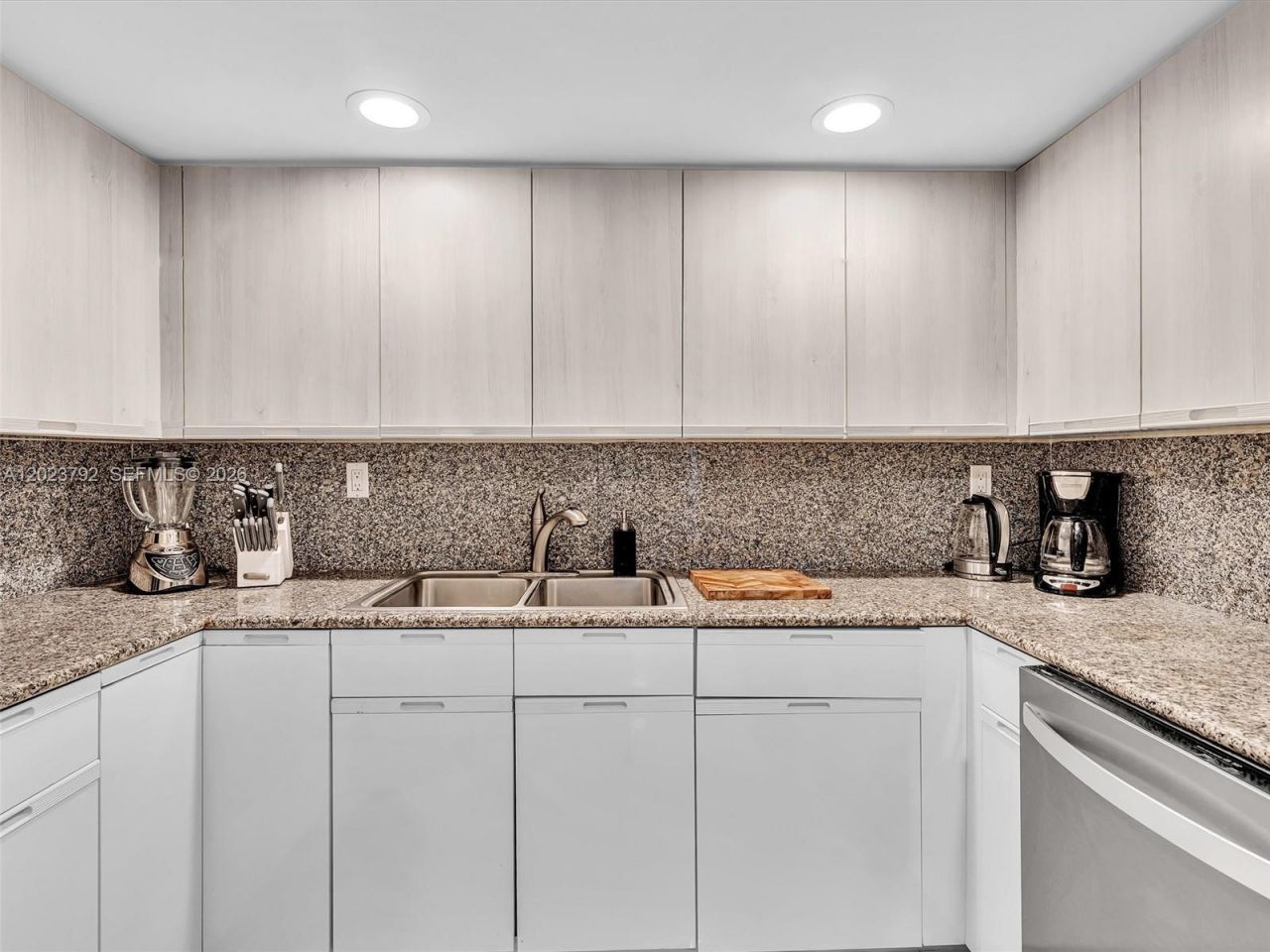 825 Brickell Bay Dr, Unit 2048, Miami, FL 33131 Photo