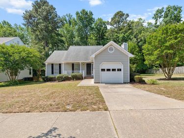 4612 Knightsbridge Way, Raleigh, NC 27604